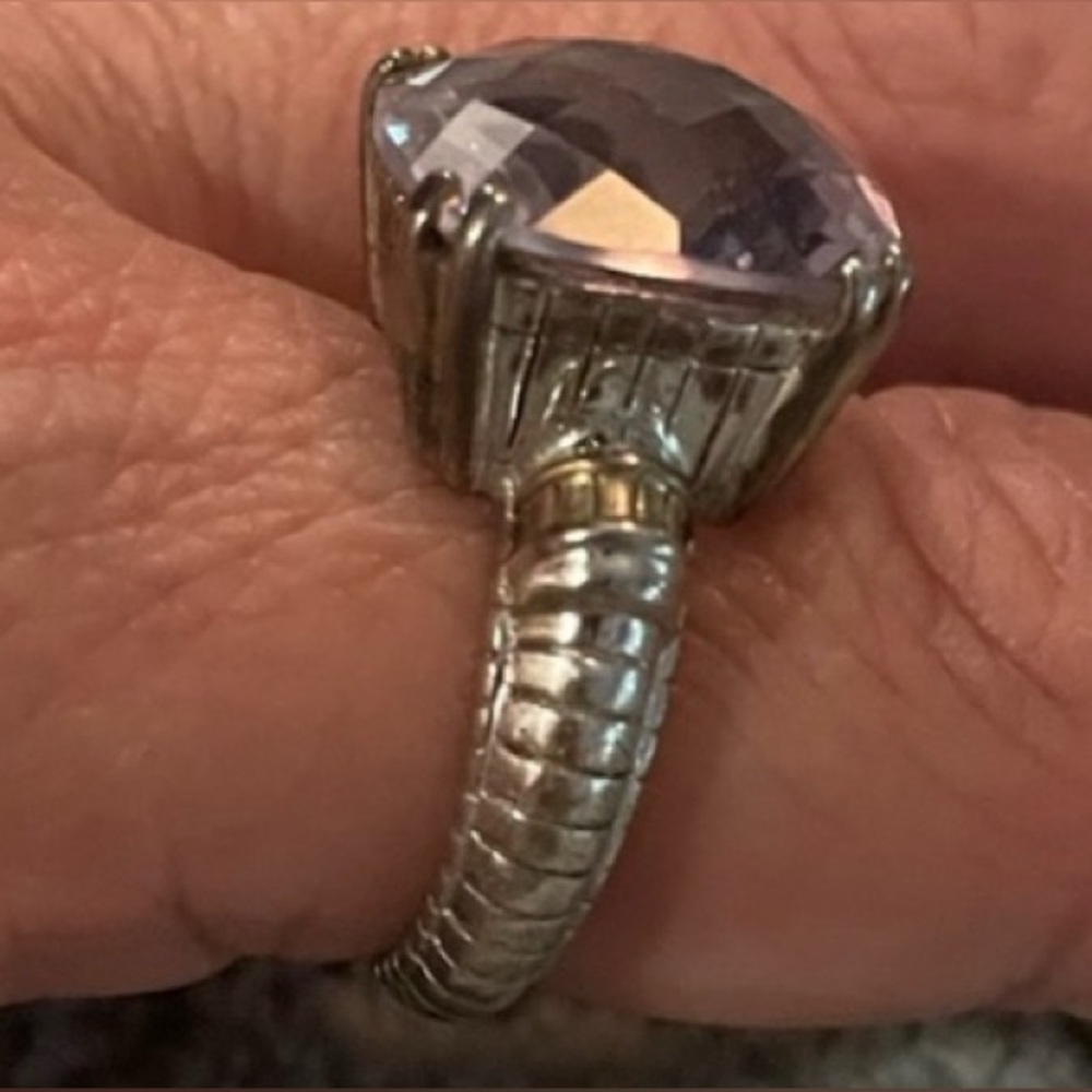 Elegant Silver and Purple Women's Ring